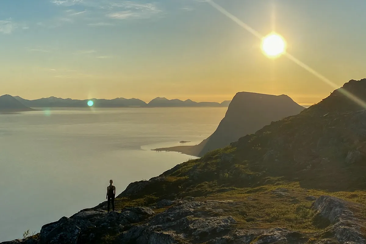 Solnedgang i havet ved Harstad.